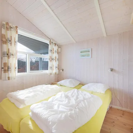 With A And Sauna By The Water Holiday home Spodsbjerg